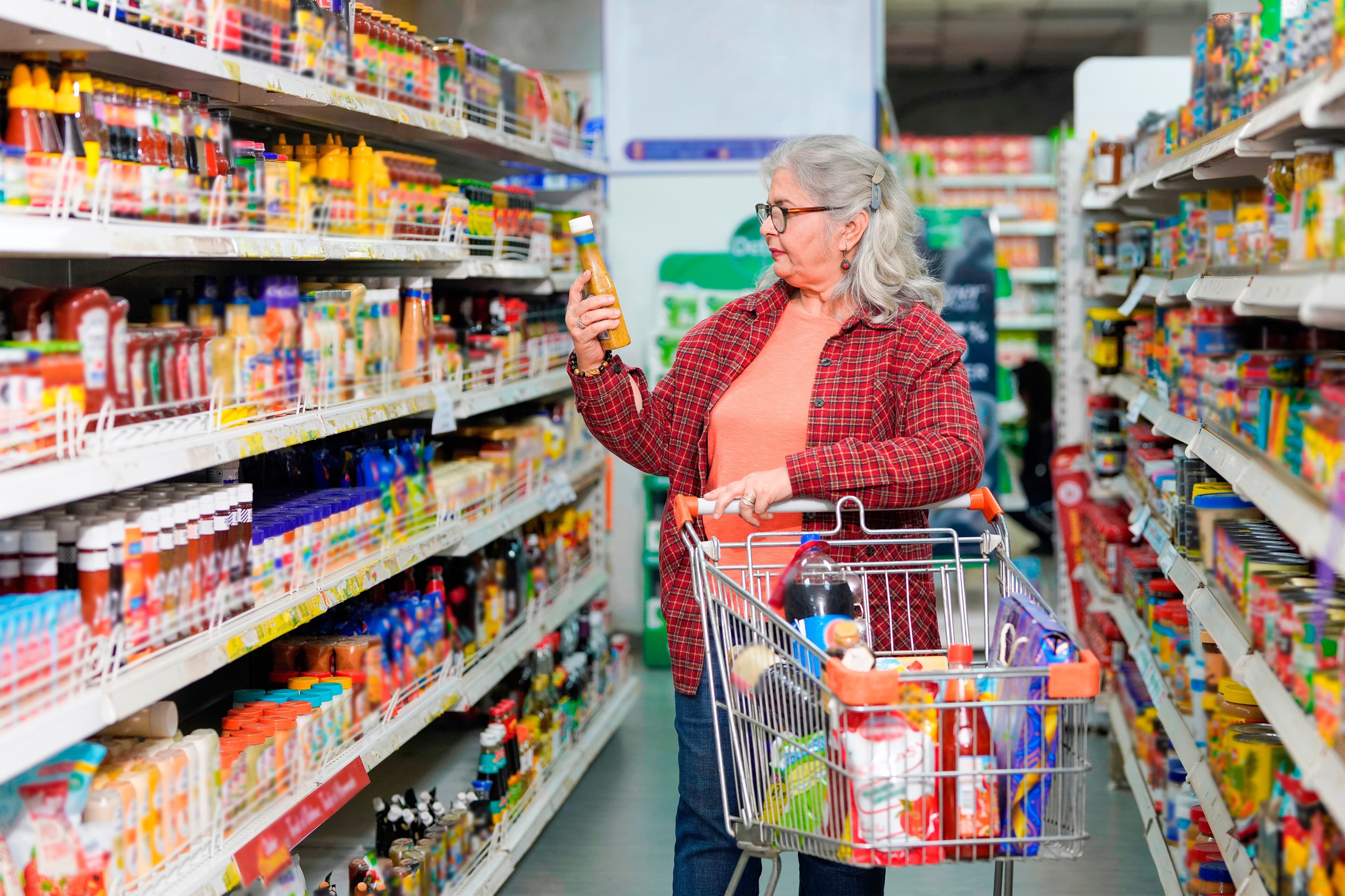 За год расходы российских семей на продукты выросли на 10%