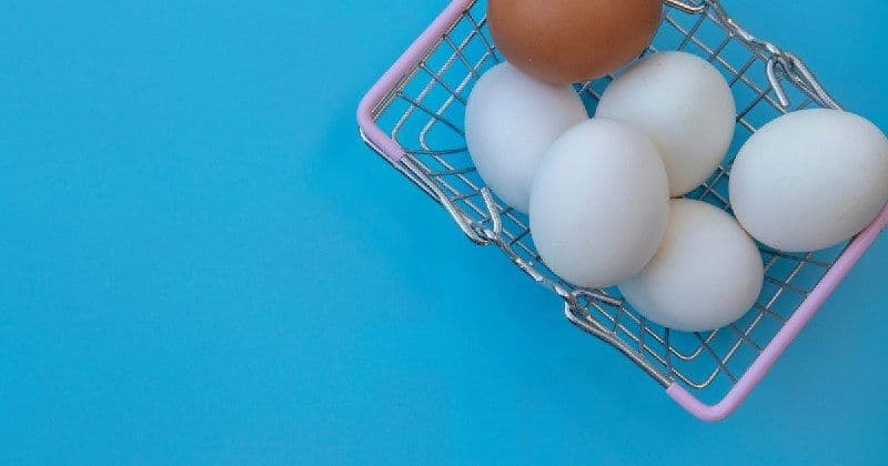 Рост потребительских цен на куриные яйца ускорился до 2,6% за неделю