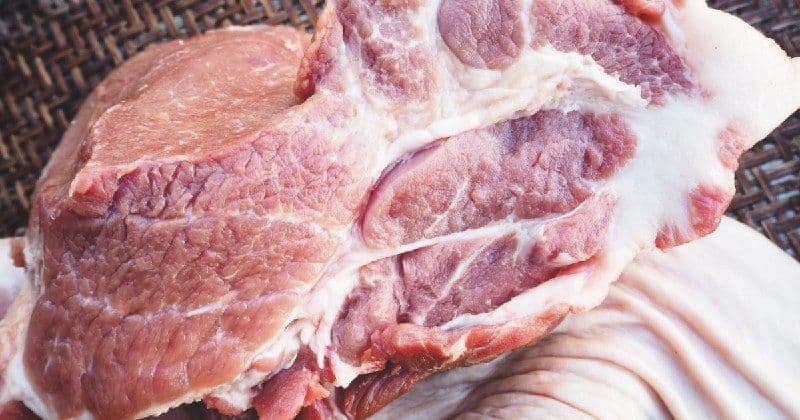 В августе средняя потребительская цена свинины повысилась на 1,7% год к году