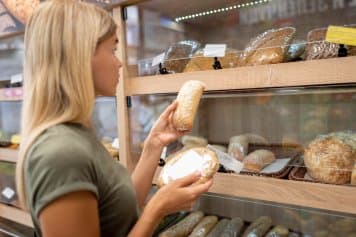 ФАС зафиксировала снижение наценок на продукты