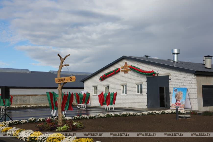 Новый молочно-товарный комплекс более чем на 1330 голов КРС открыли в Калинковичском районе
